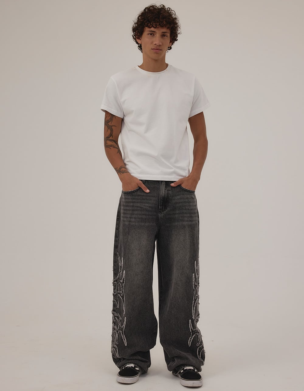RSQ Mens Extra Baggy Applique Jeans - WASHED BLACK