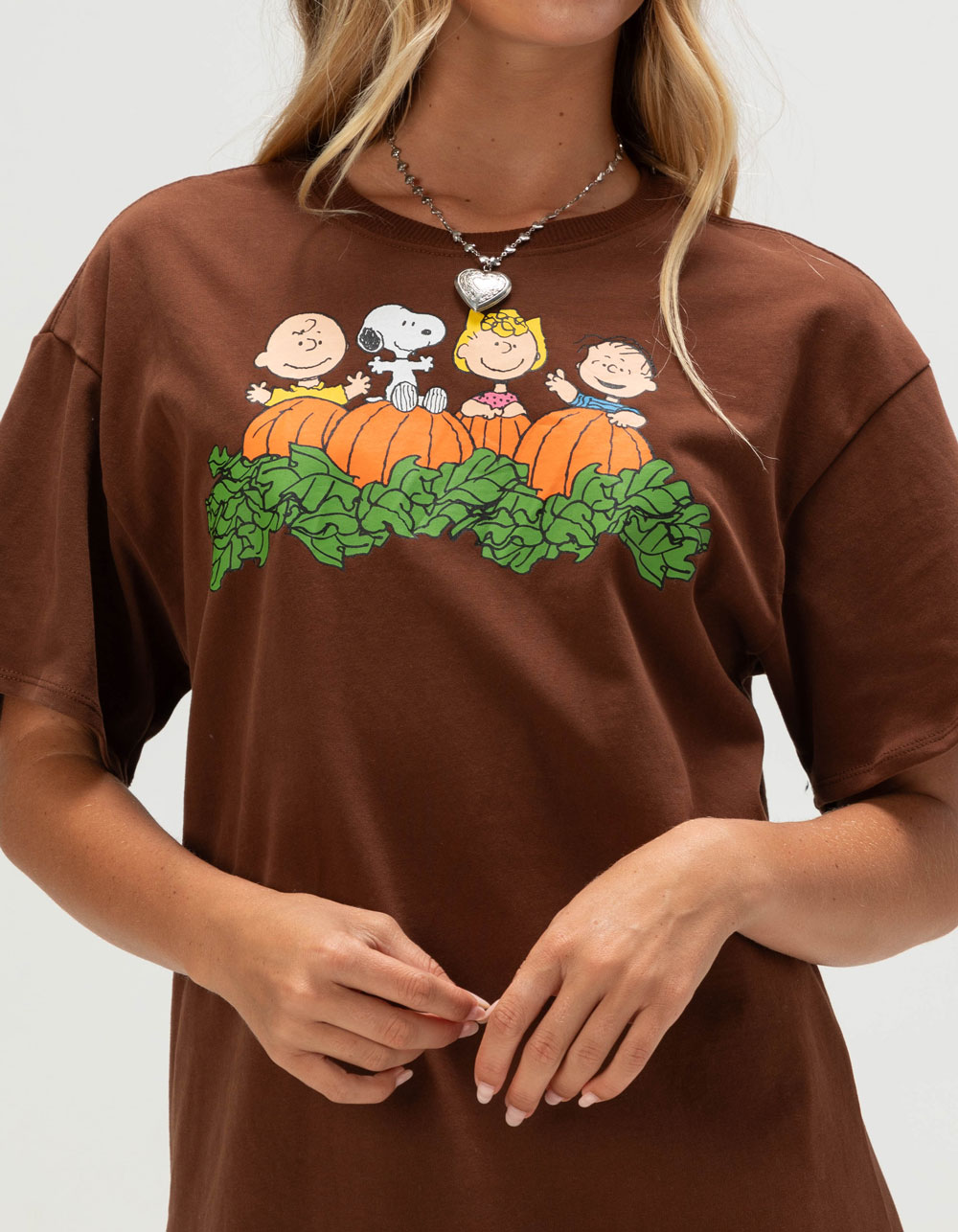 RSQ x Peanuts Womens Boyfriend Tee - BROWN