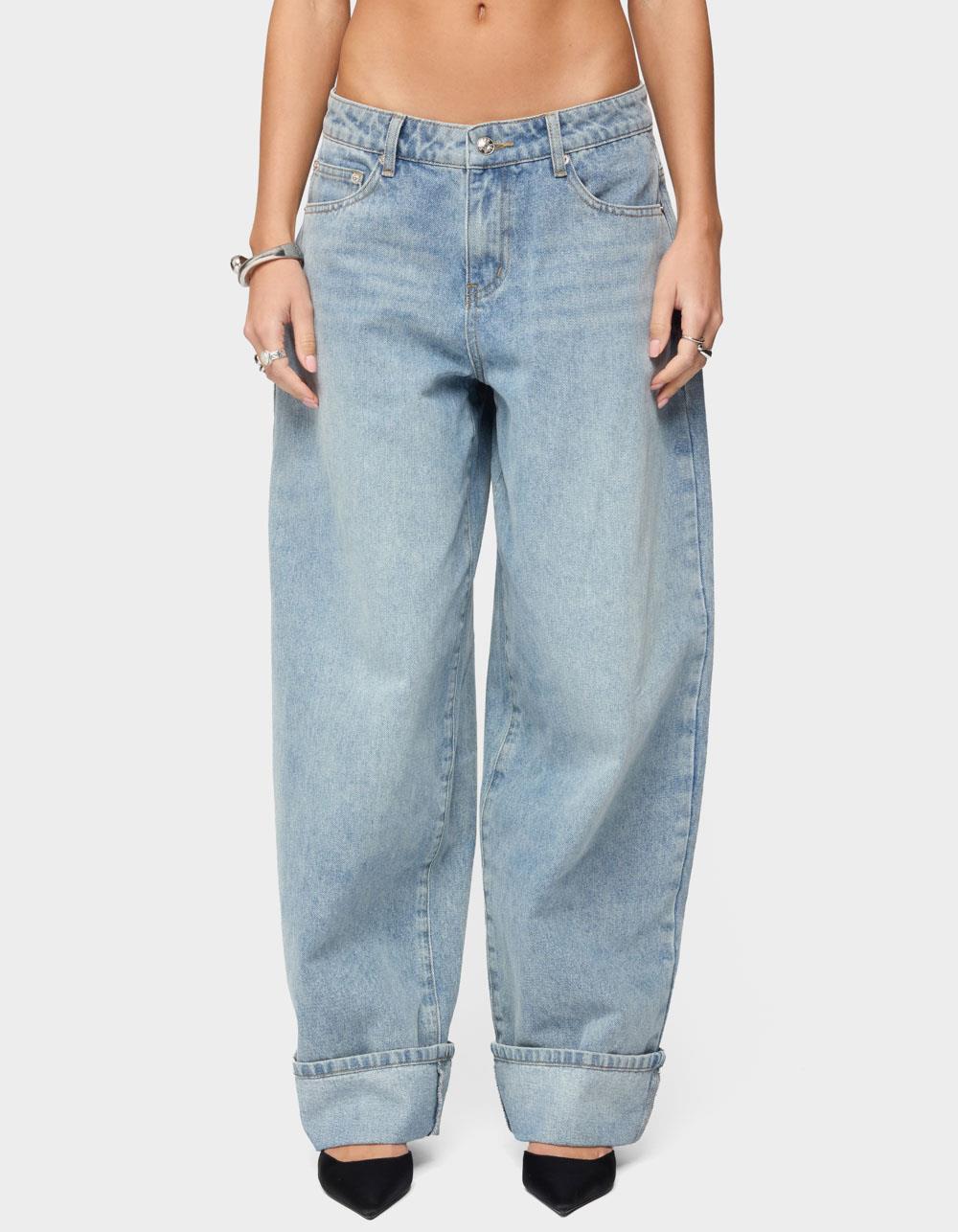 EDIKTED Kella Low Rise Baggy Jeans - BLUE
