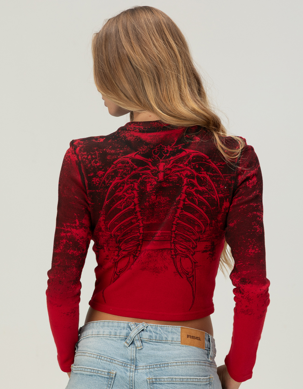 AFFLICTION Sands Of Burden Womens Crop Thermal - RED