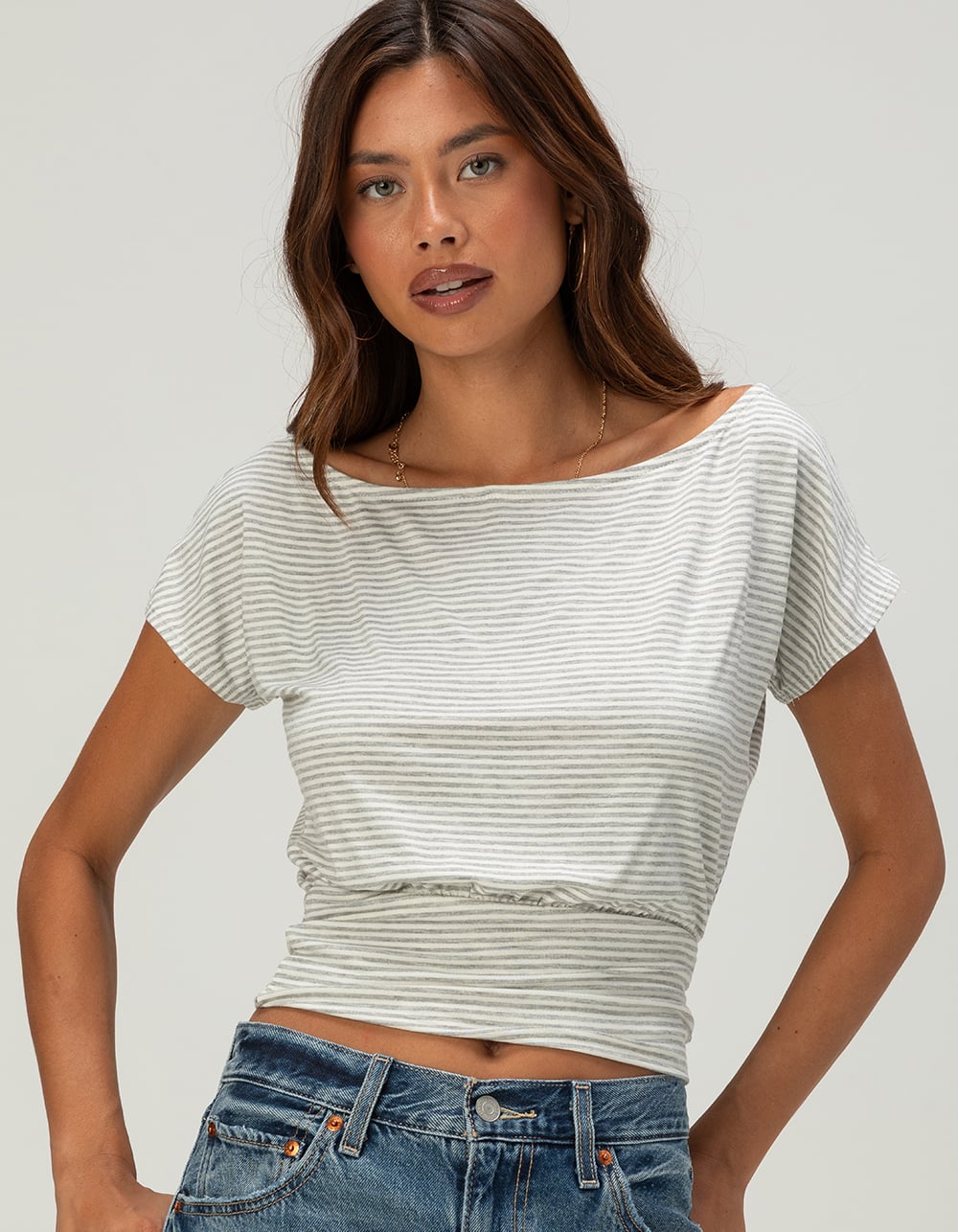 FULL TILT Womens Off The Shoulder Banded Bottom Top - GRAY/WHITE
