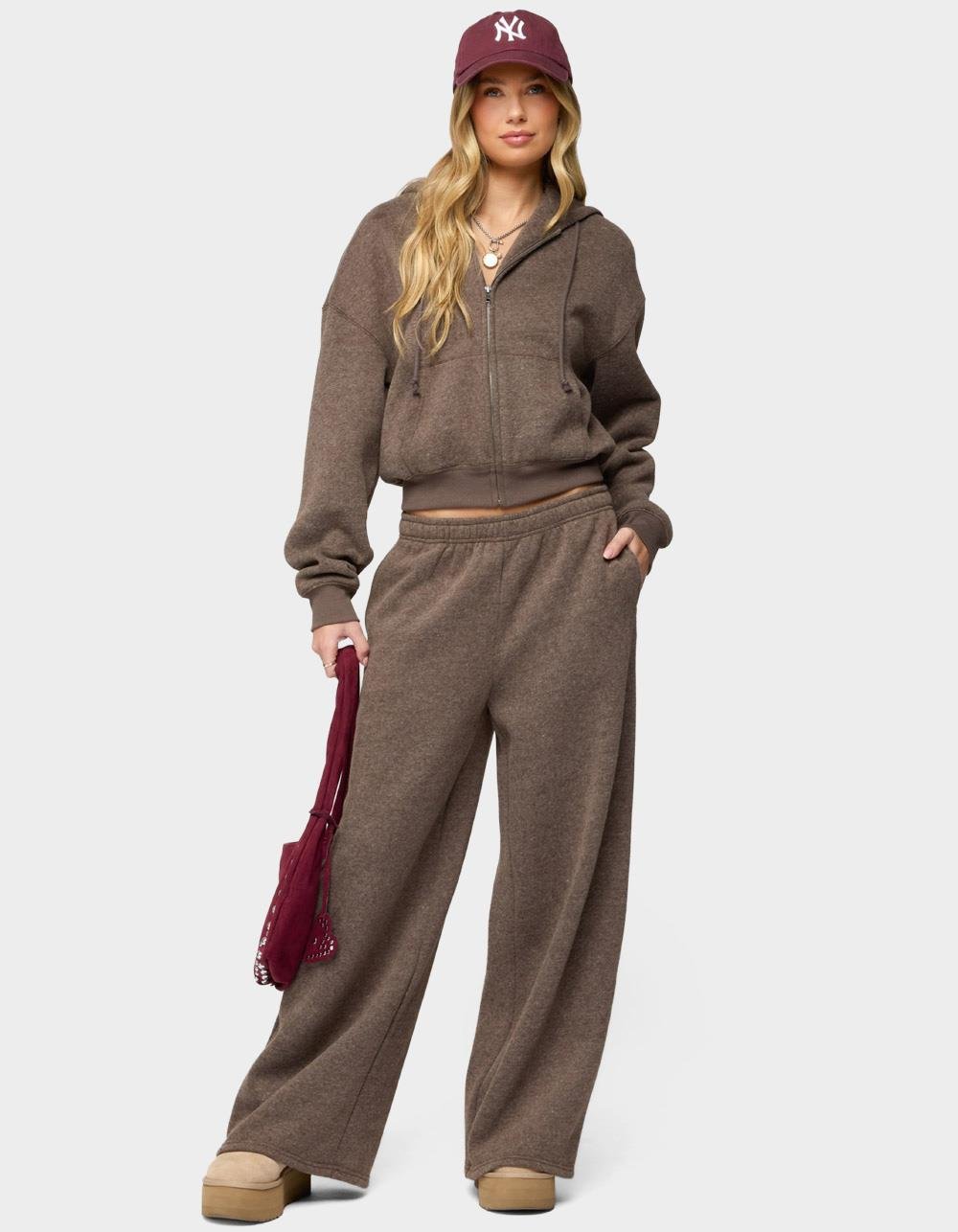 EDIKTED Laulie Straight Leg Sweatpants - BROWN
