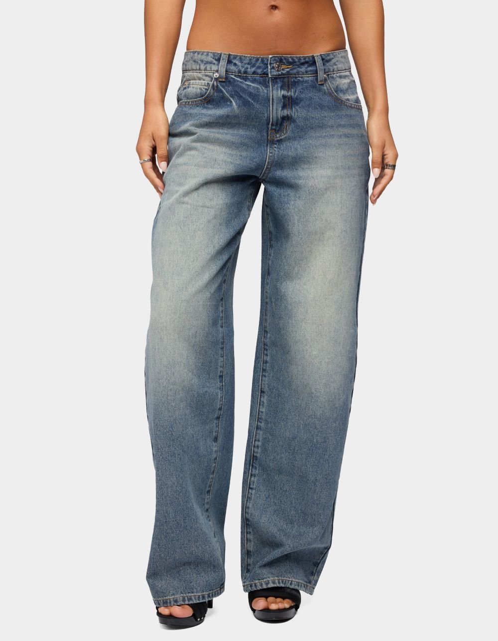 EDIKTED Heidie Low Rise Baggy Jeans - BLUE