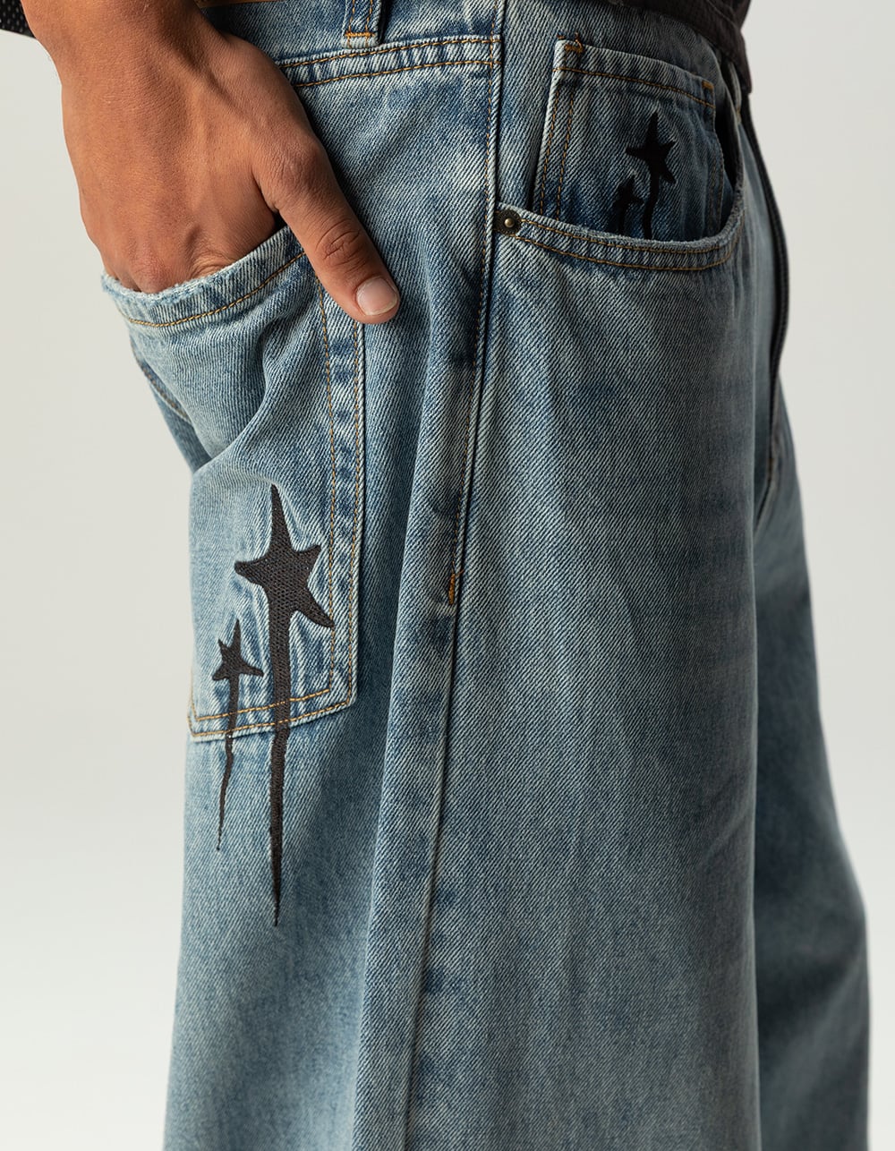 RSQ Mens Extra Baggy Embroidered Jeans - TINTED DENIM