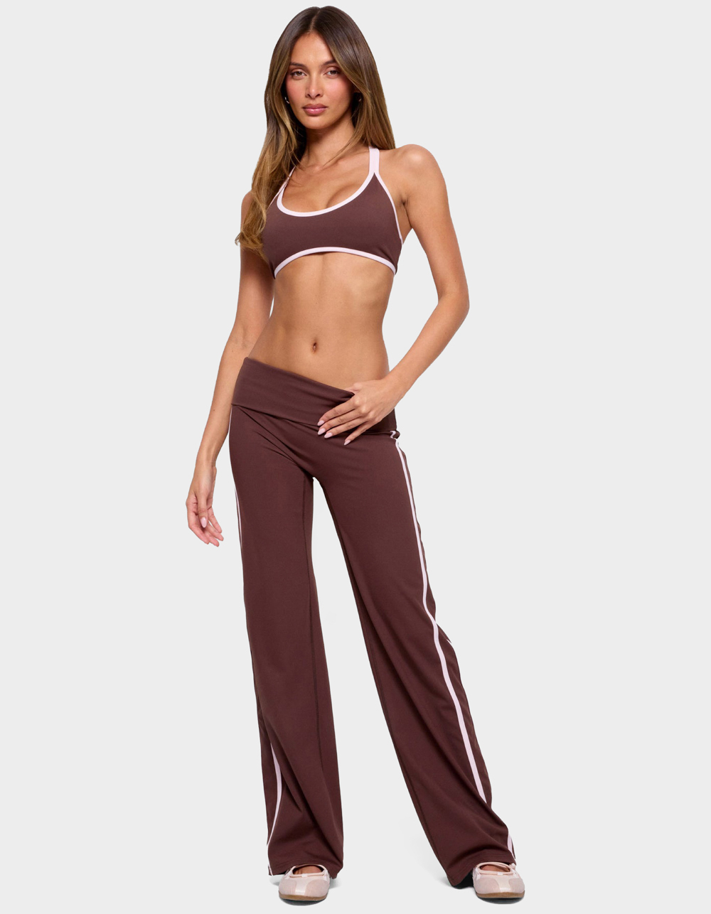EDIKTED Anica Contrast Scoop Neck Bralette