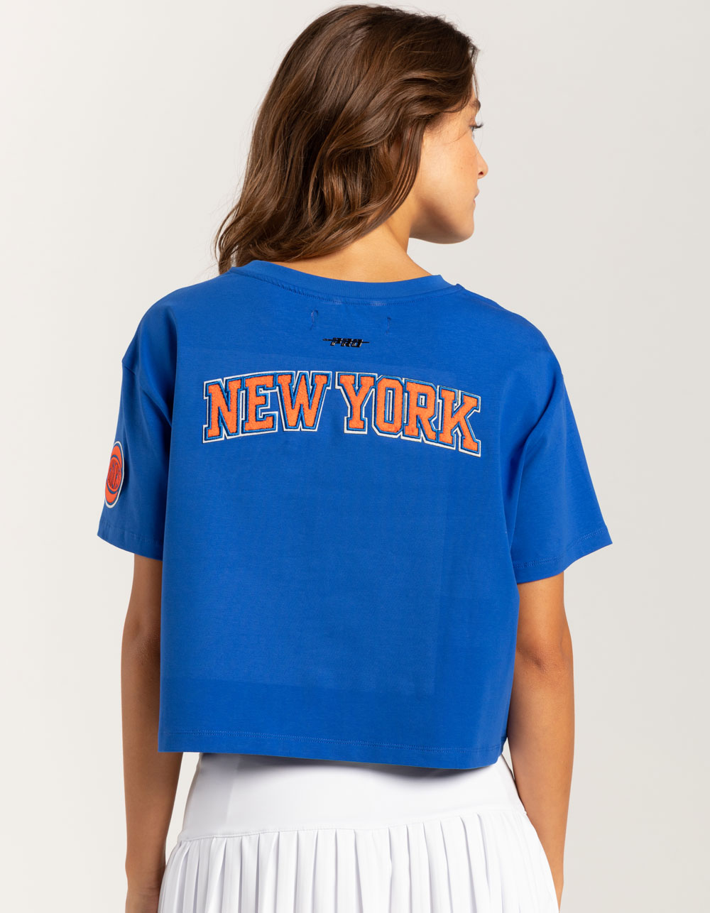 PRO STANDARD New York Knicks Womens Crop Tee