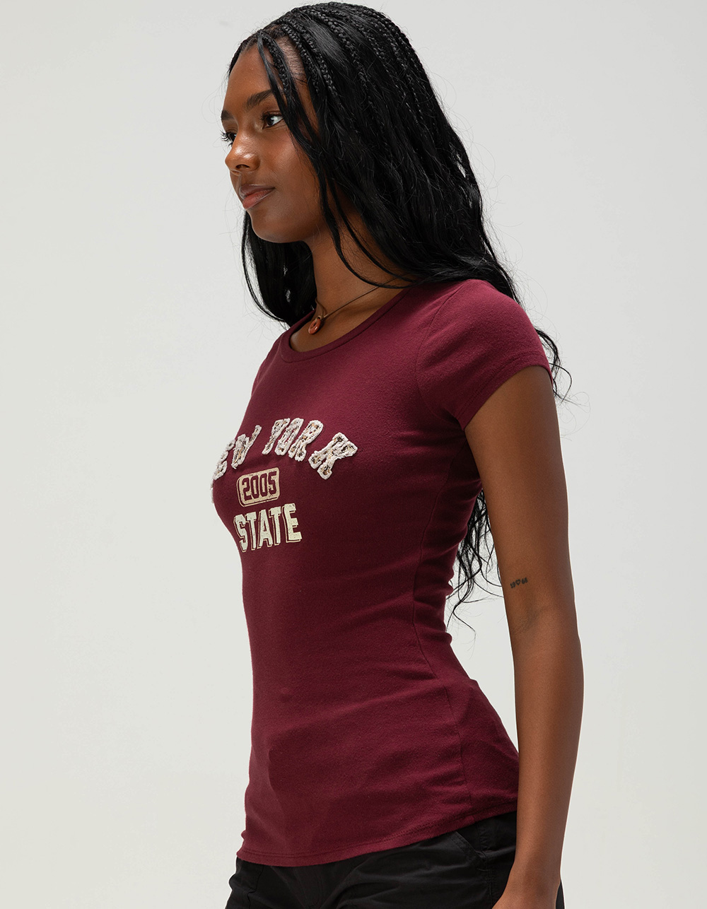 MADDEN GIRL New York Womens Fitted Tee - BURGUNDY