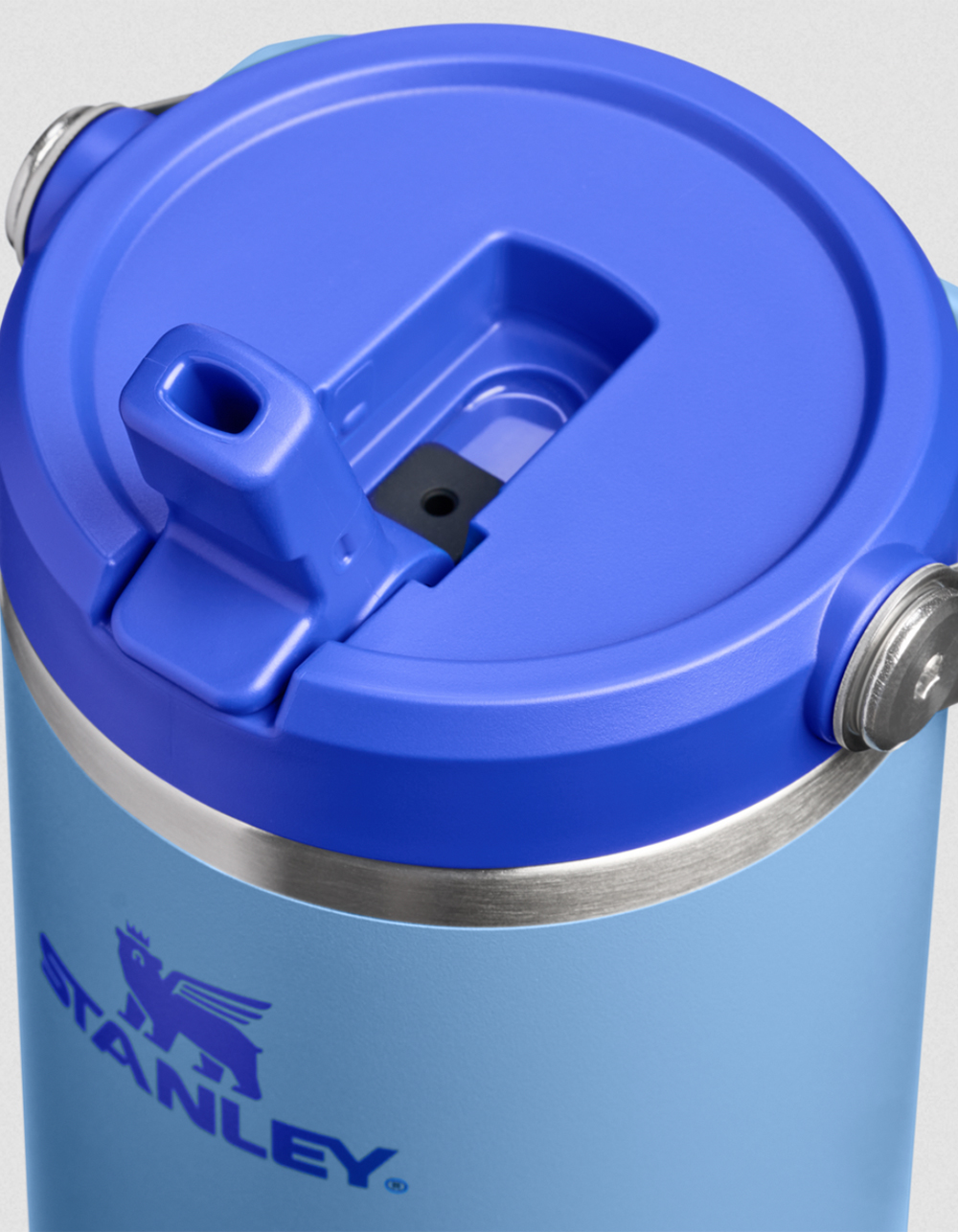 STANLEY 30 oz The IceFlow Flip Straw Tumbler - SKY BLUE