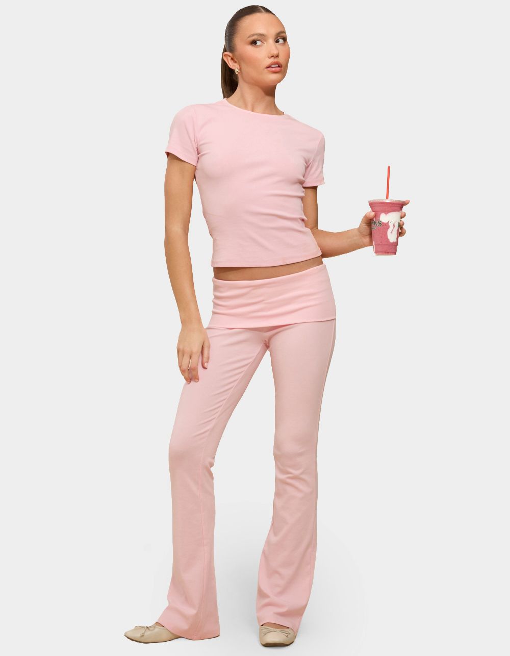 EDIKTED Emelia Fitted Tee - PINK