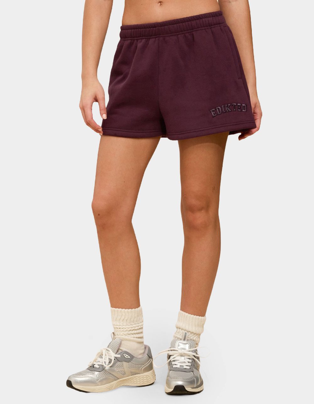 Edikted Girl Sweat Shorts - PURPLE