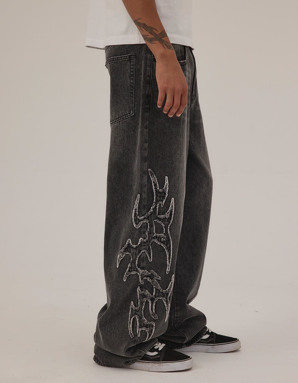 RSQ Mens Extra Baggy Applique Jeans - WASHED BLACK