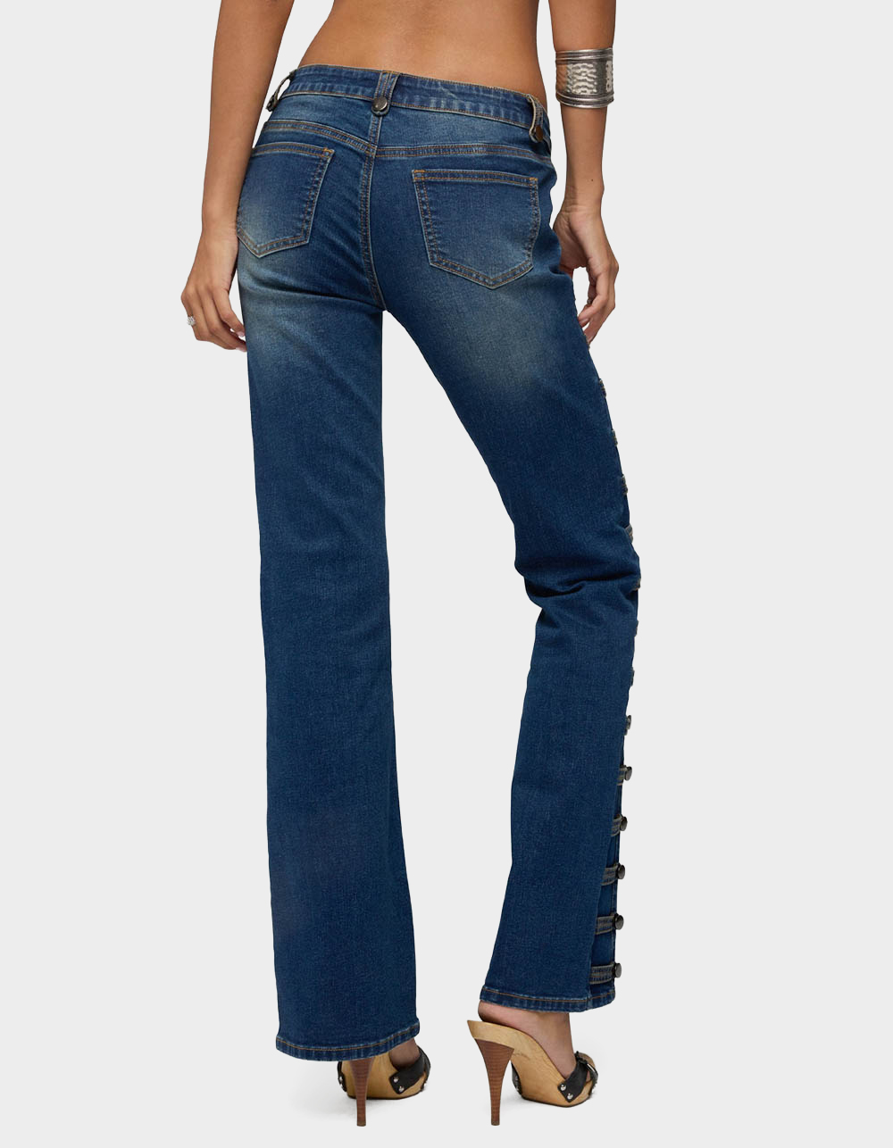 EDIKTED Button Loop Low Rise Bootcut Jeans - LIGHT BLUE