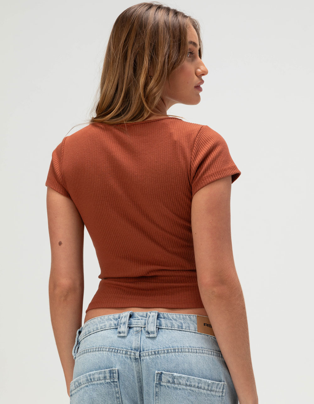 HEART & HIPS Notch Neck Womens Tee