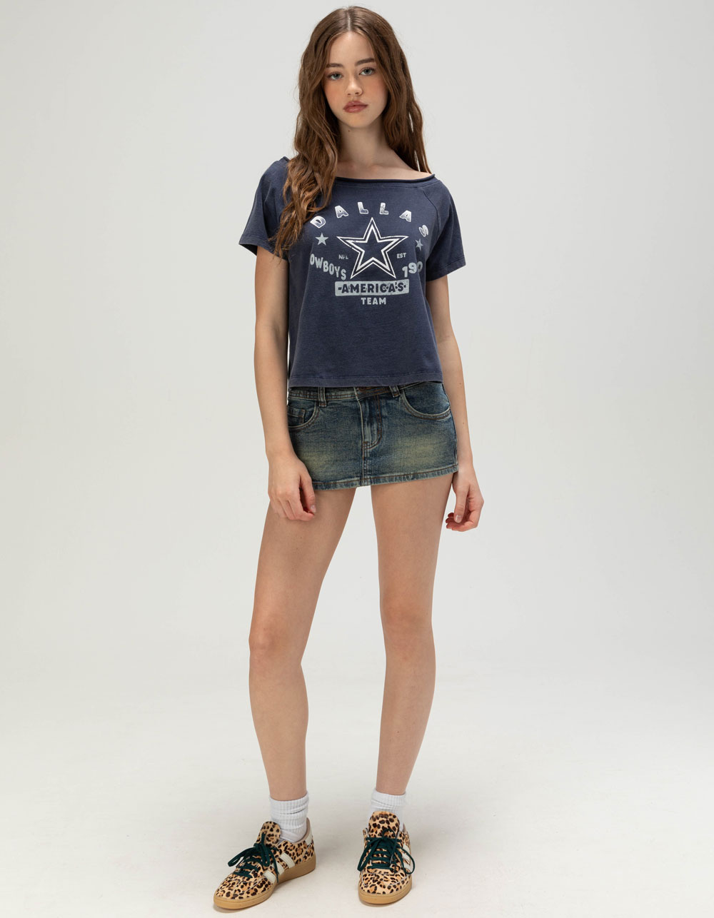 The WILD COLLECTIVE Dallas Cowboys Womens Off Shoulder Tee - NAVY