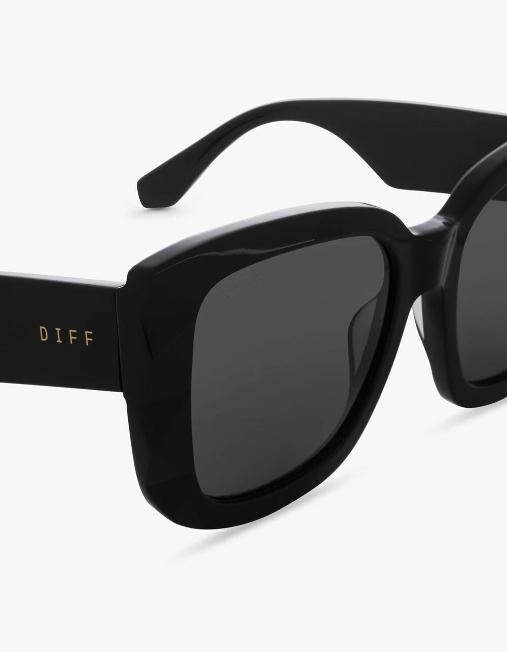 DIFF EYEWEAR Dana Sunglasses BLACK/GRAY Tillys