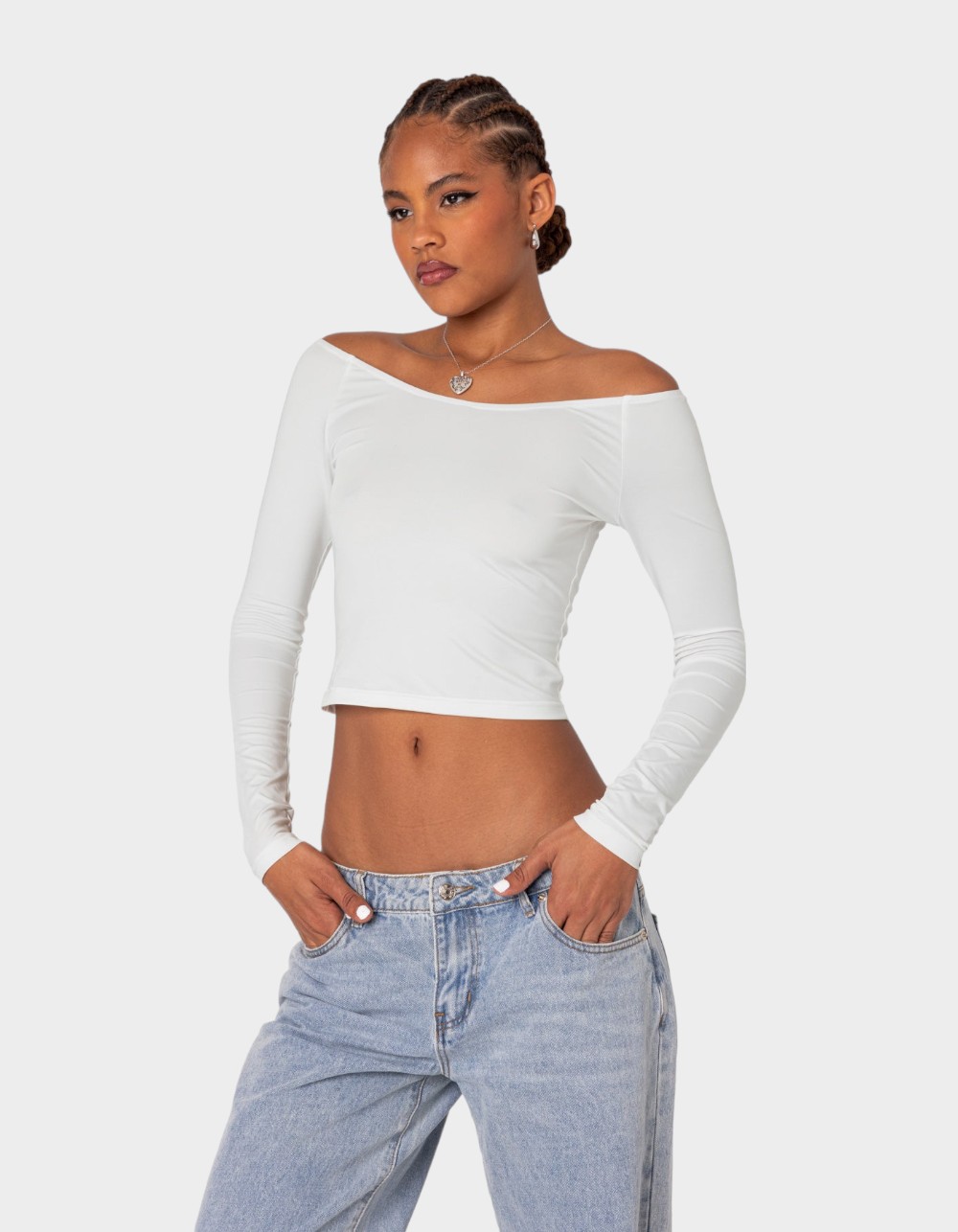 EDIKTED Tahlia V-Neck Off Shoulder Top - WHITE