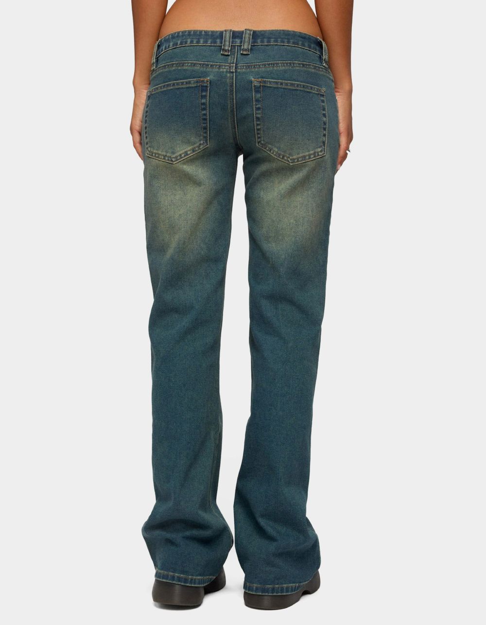 EDIKTED Moonie Low Rise Bootcut Jeans - LIGHT BLUE