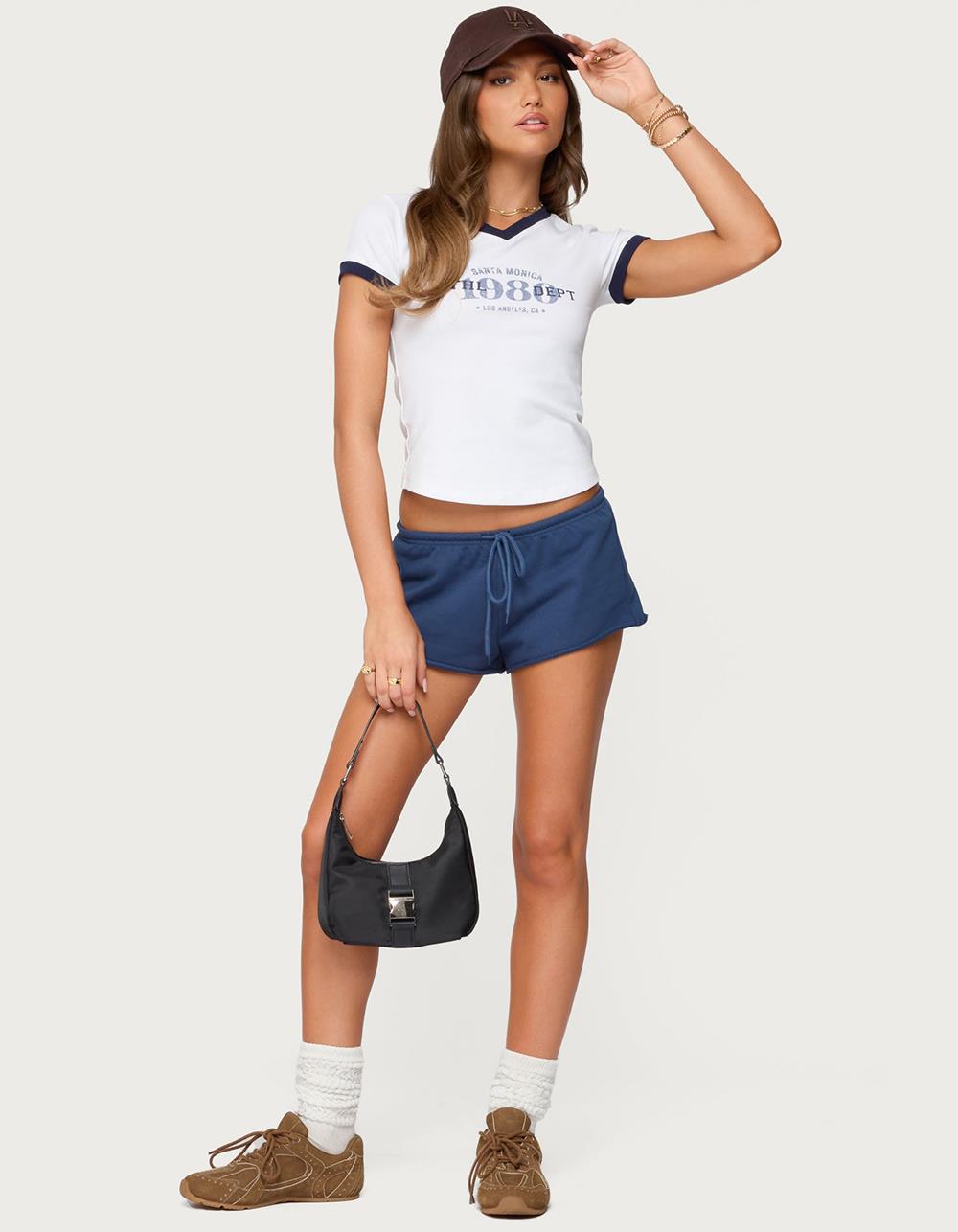 EDIKTED Santa Monica V-Neck Tee - WHITE