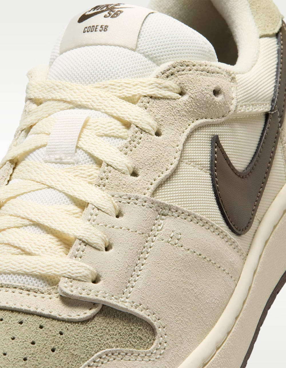 NIKE SB Code 58 Mens Shoes - Cream Combo
