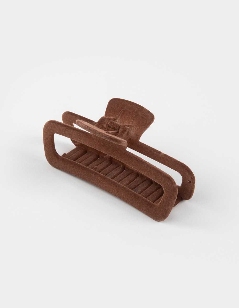 FULL TILT Oversized Velvet Claw Clip - BROWN