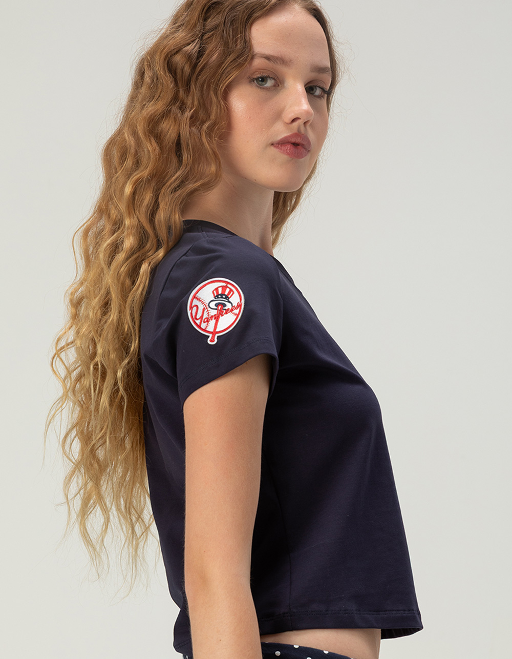 PRO STANDARD New York Yankees Womens Tee - NAVY