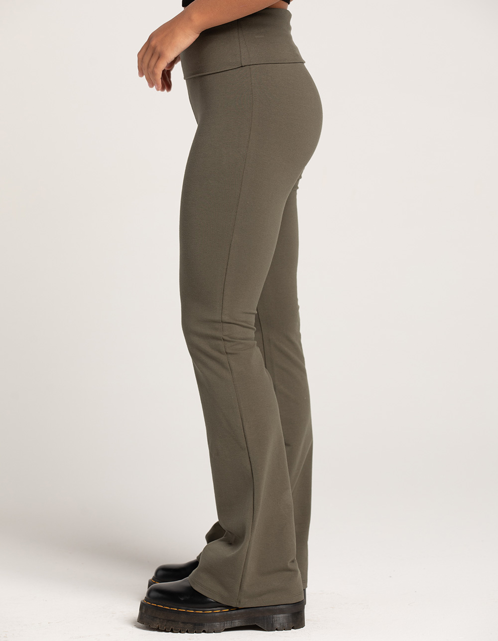 TILLYS Essential Womens Flare Leggings OLIVE Tillys