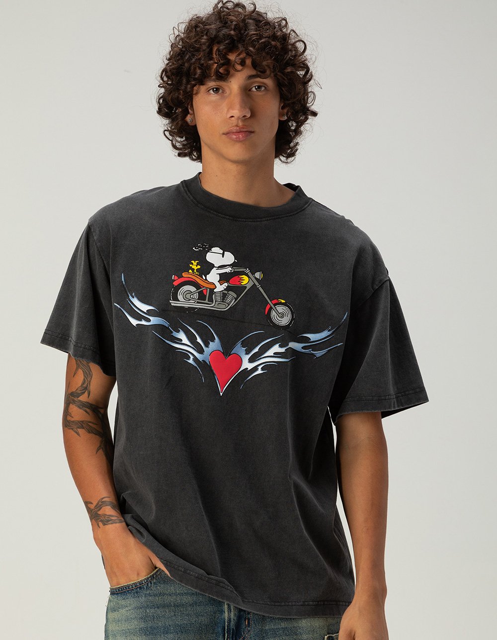 PEANUTS Moto Mens Boxy Tee - WASHED BLACK