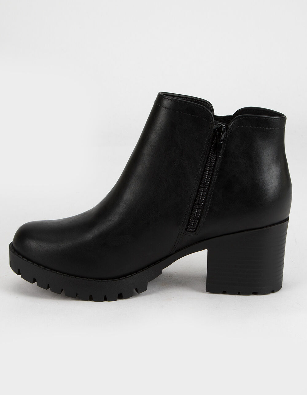SODA Lug Sole Womens Chelsea Boots - BLACK | Tillys