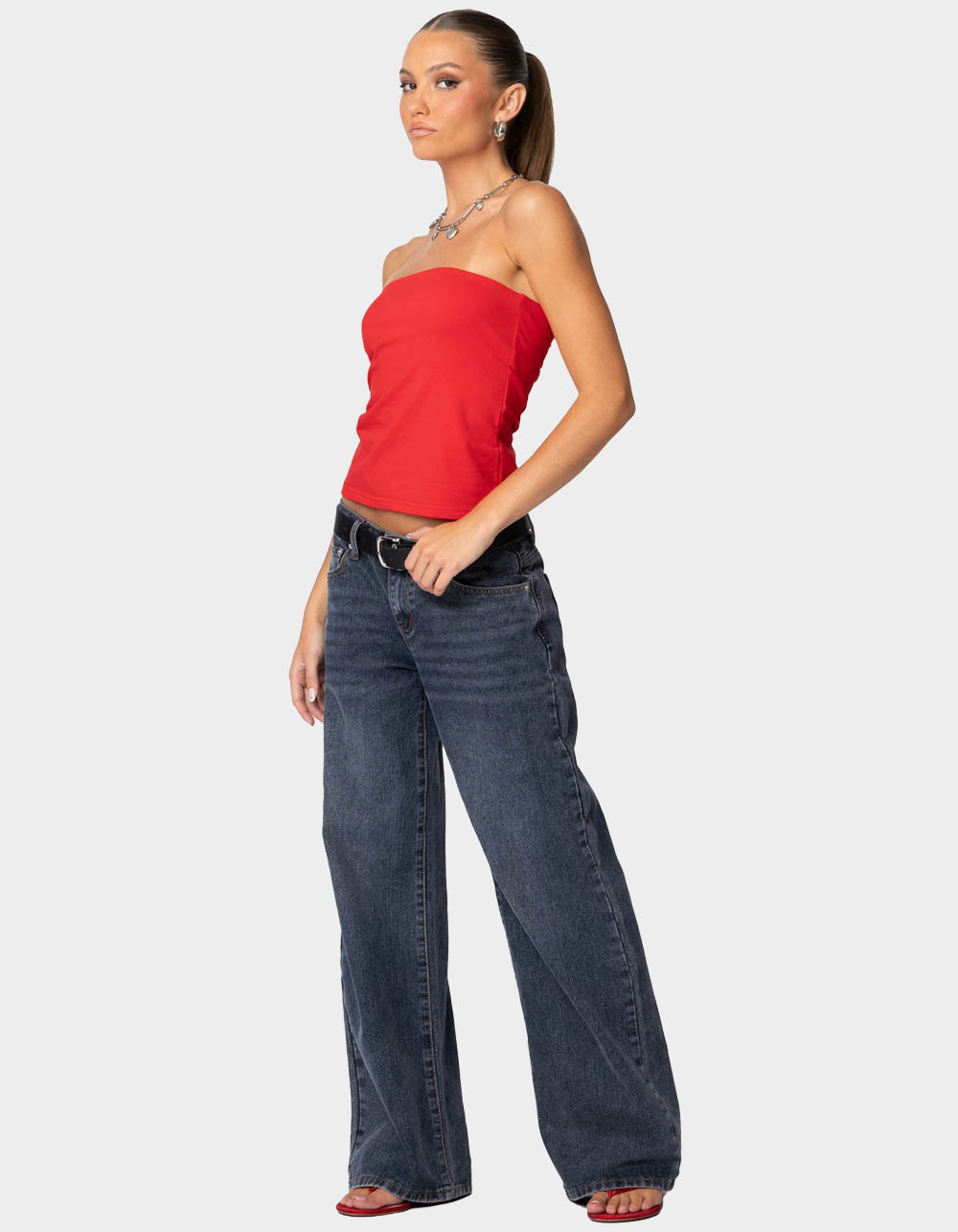 EDIKTED Built Bra Tube Top - RED