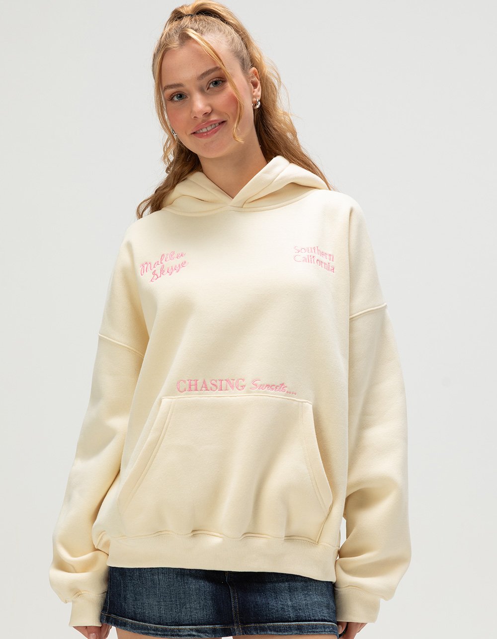MALIBU SKYYE Chasing Sunsets Embroidered Womens Hoodie - YELLOW