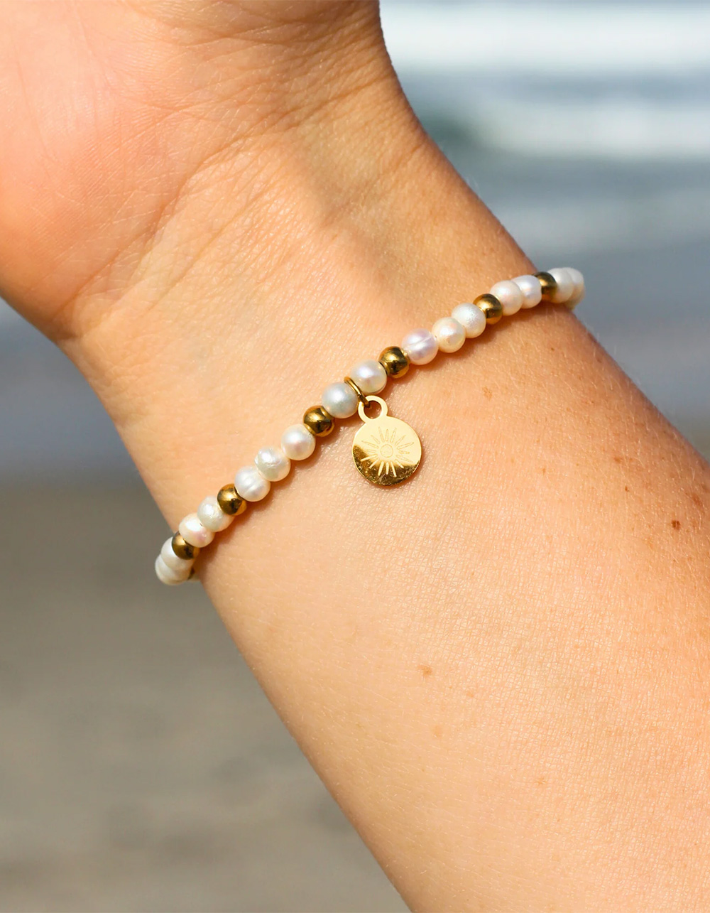 MAUKA Gold & Pearl Beaded Bracelet - WHITE
