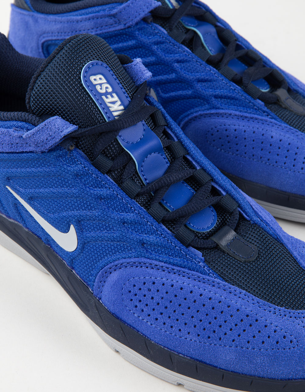 NIKE SB Vertebrae Shoes - ROYAL