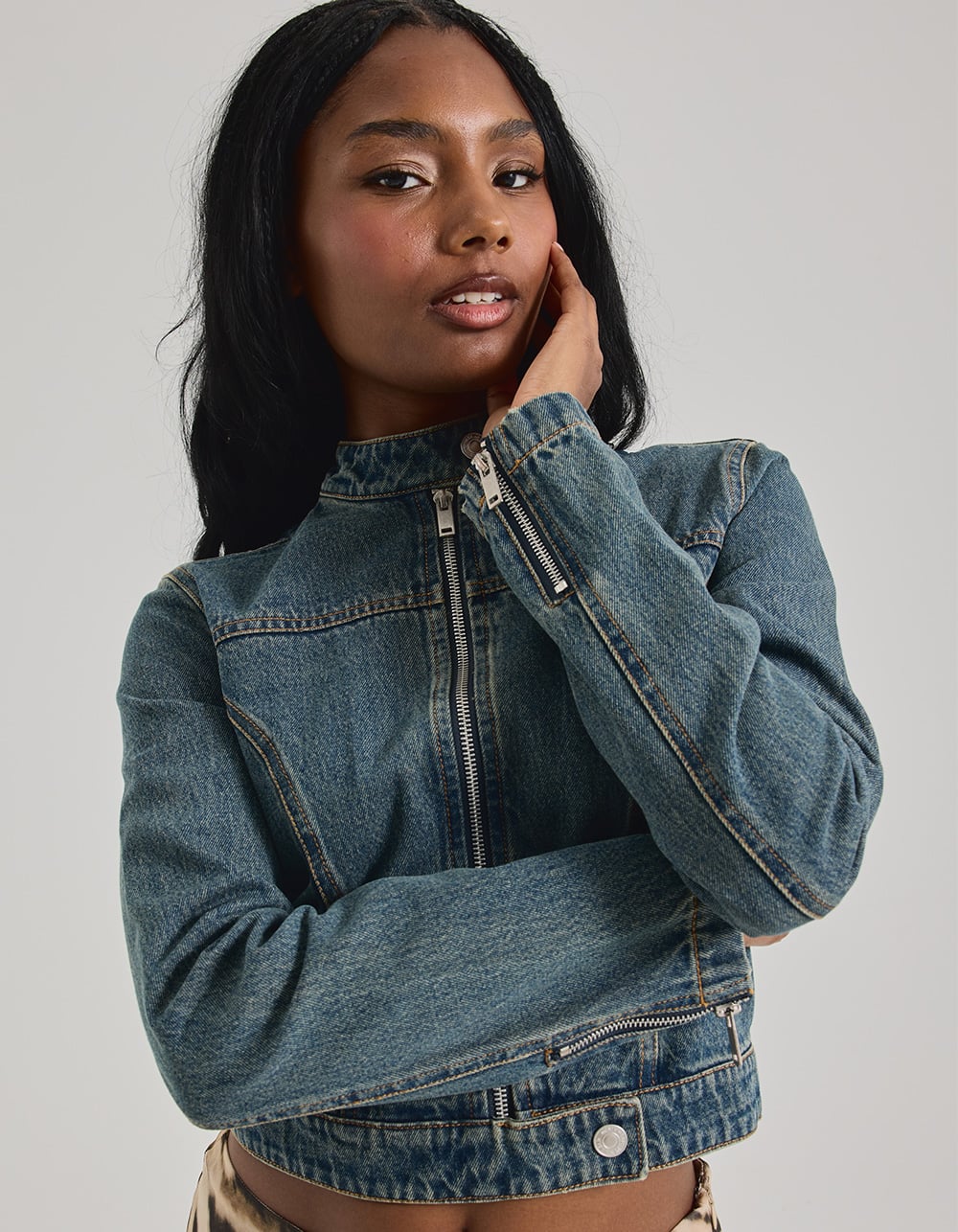 WEST OF MELROSE Womens Denim Jacket - MEDIUM WASH