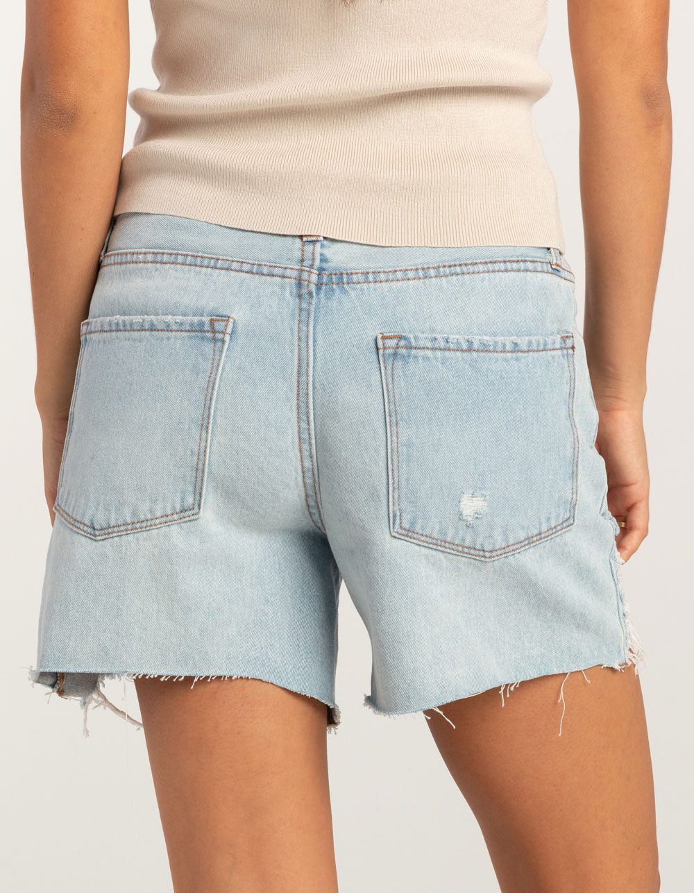 RSQ Womens Mid Length Shorts - LIGHT WASH
