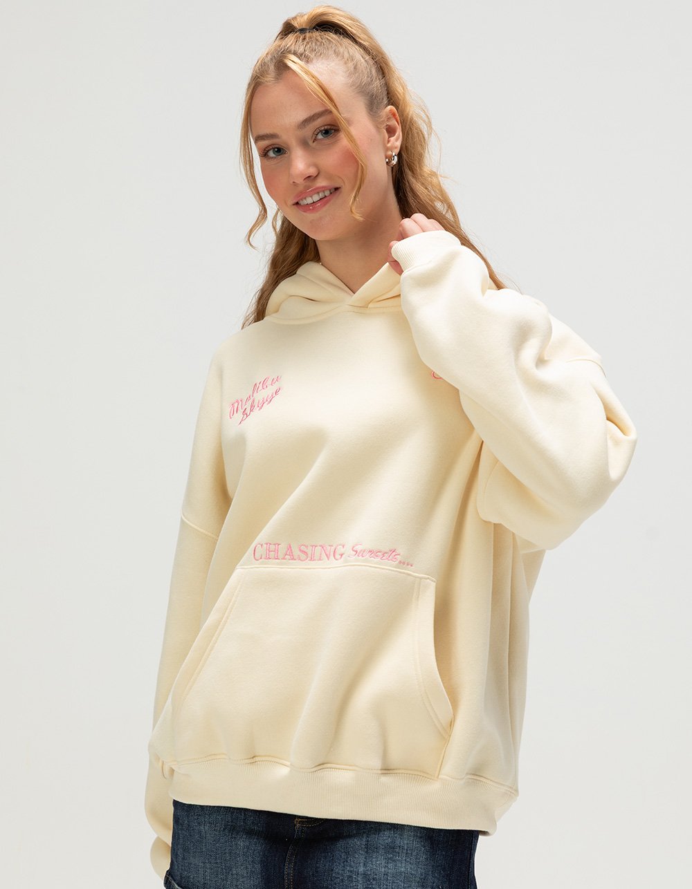 MALIBU SKYYE Chasing Sunsets Embroidered Womens Hoodie - YELLOW