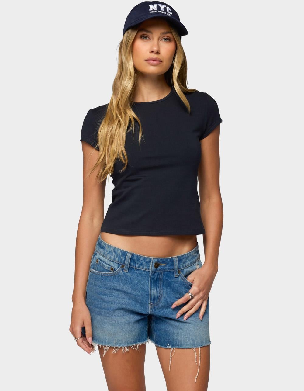 EDIKTED Delvina Tee - NAVY