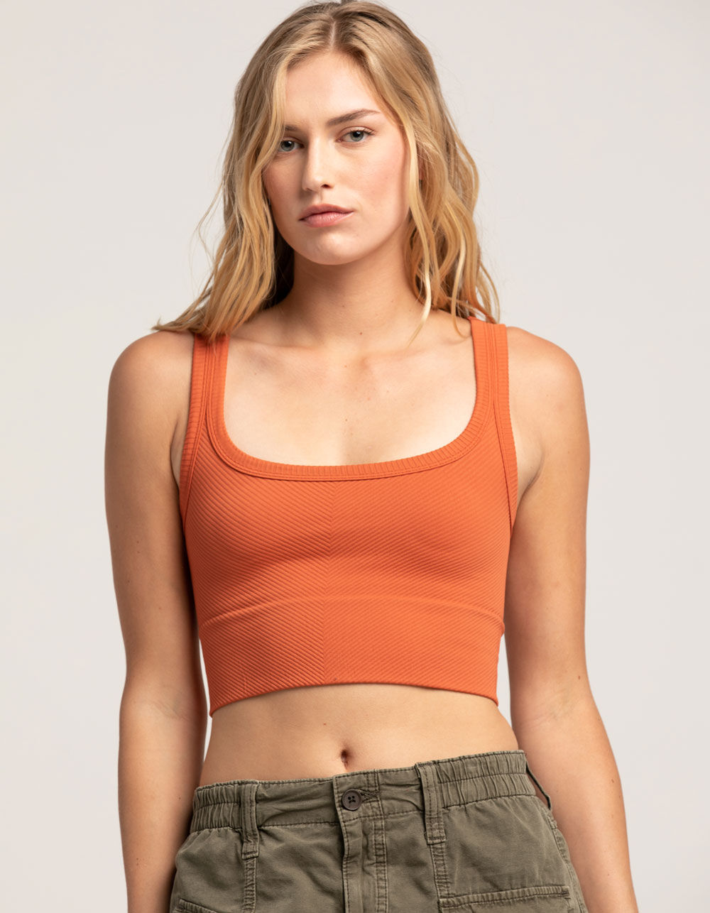 FULL TILT Seamless Chevron Womens Crop Tank Top - RUST