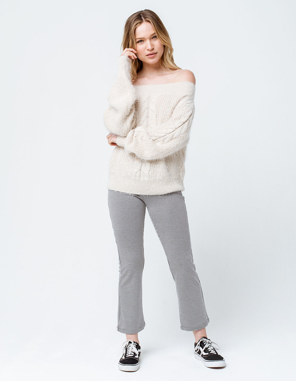 AMUSE SOCIETY Miraflores Oatmeal Womens Off The Shoulder  Sweater image number 3