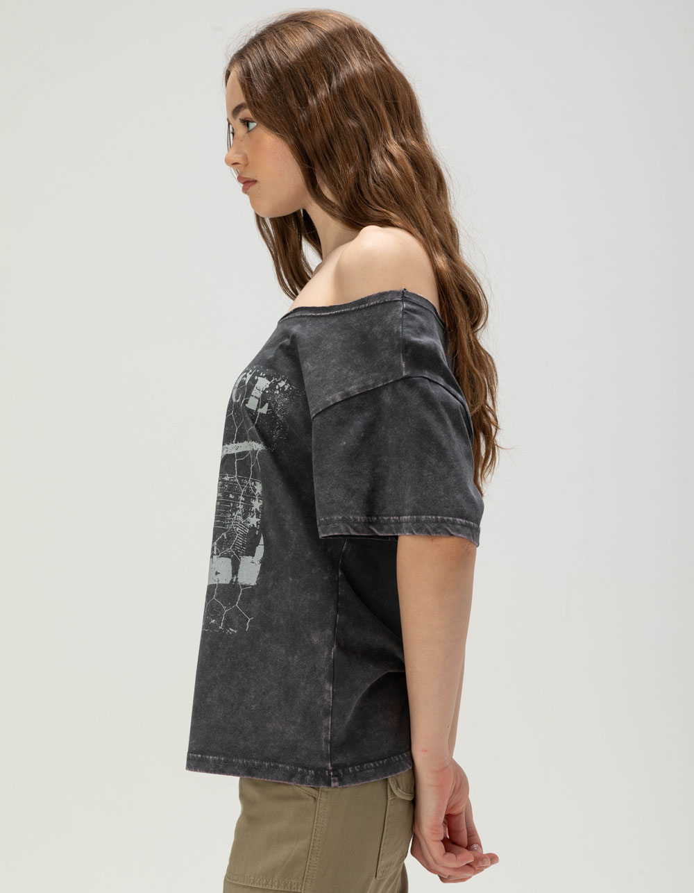FULL TILT Womens Off The Shoulder Punk Relaxed Tee - WASHED BLACK