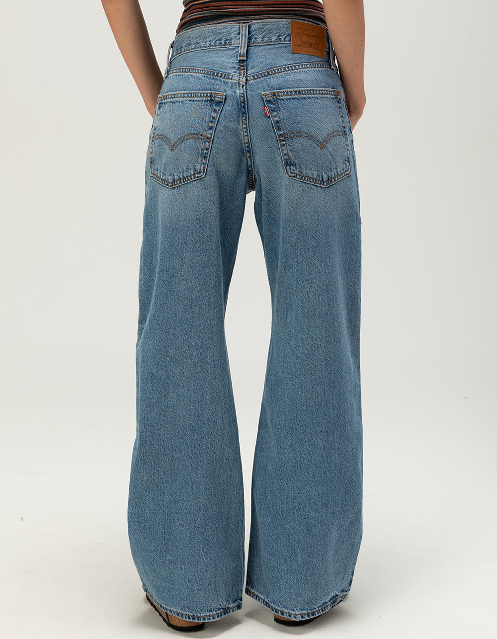 LEVI'S Premium Womens Loose Bootcut Jeans - Easy Days MED BLAST