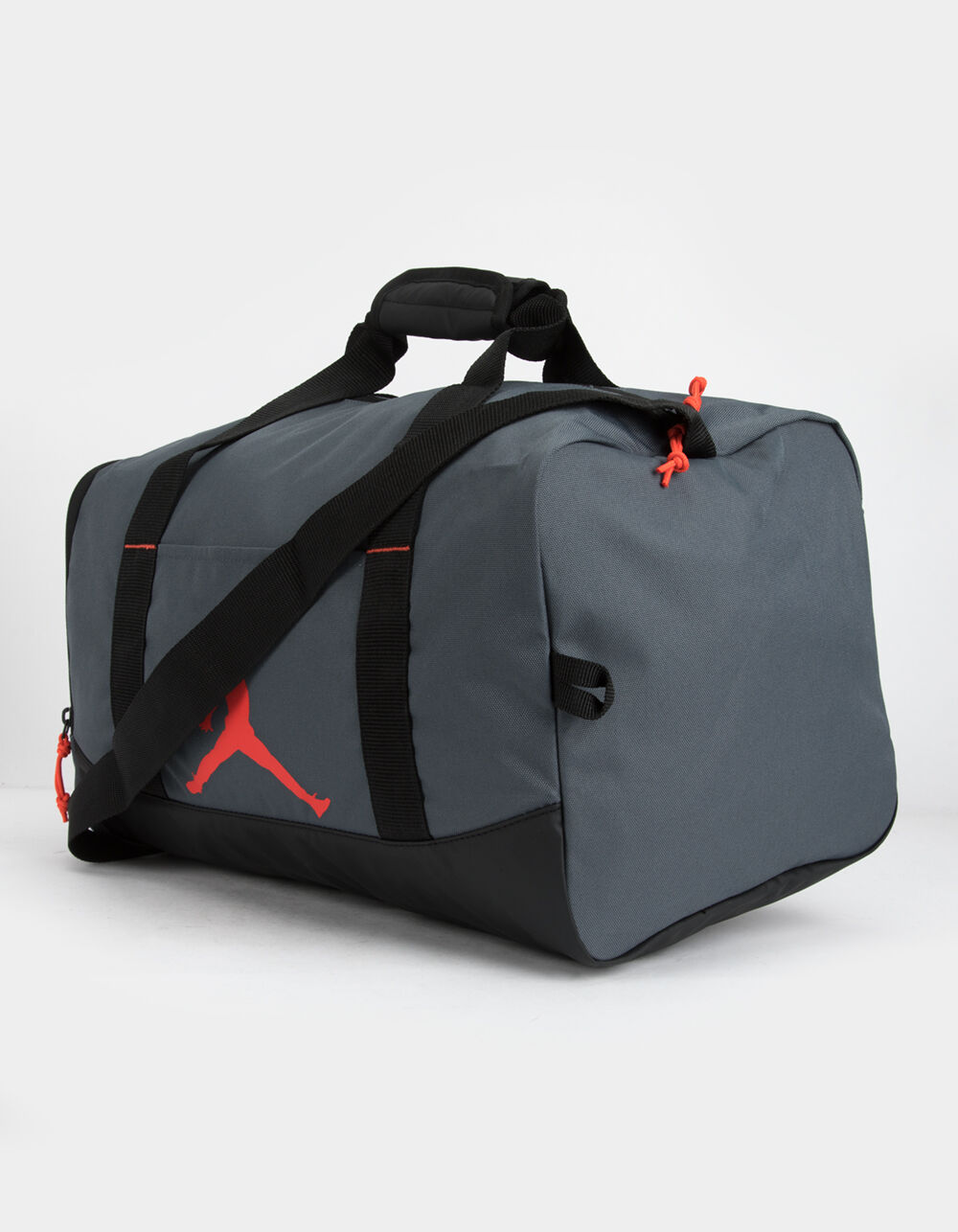 JORDAN Gym Rat Duffle Bag GRCMB Tillys