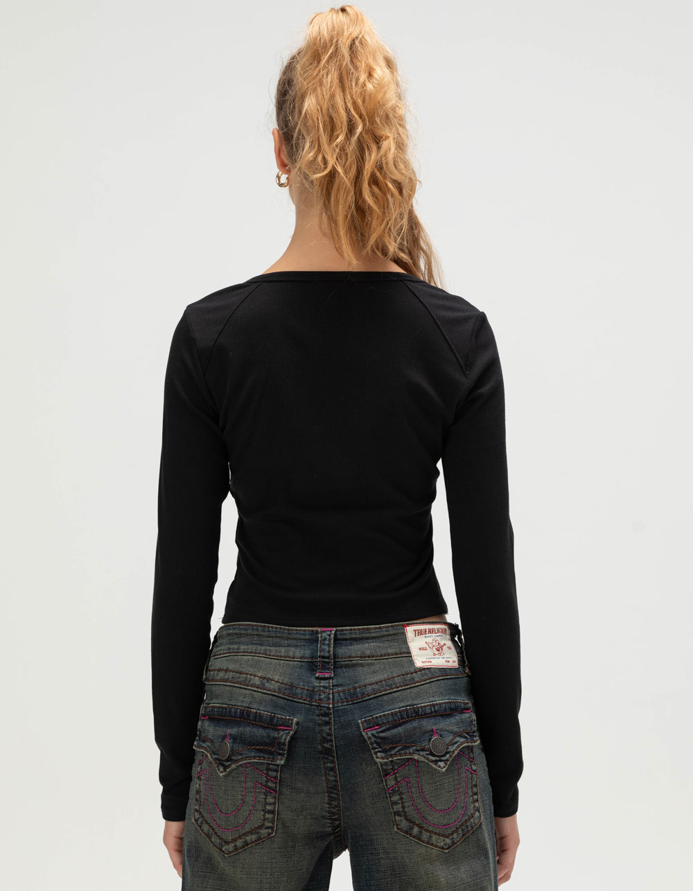 TRUE RELIGION Ribbed V Notch Womens Long Sleeve Tee - BLACK