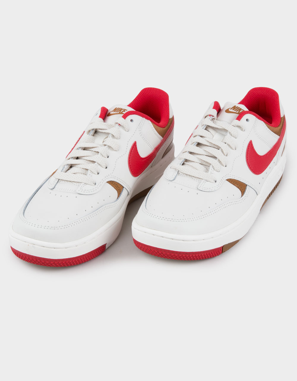 NIKE Gamma Force Womens Shoes - WHT/RED