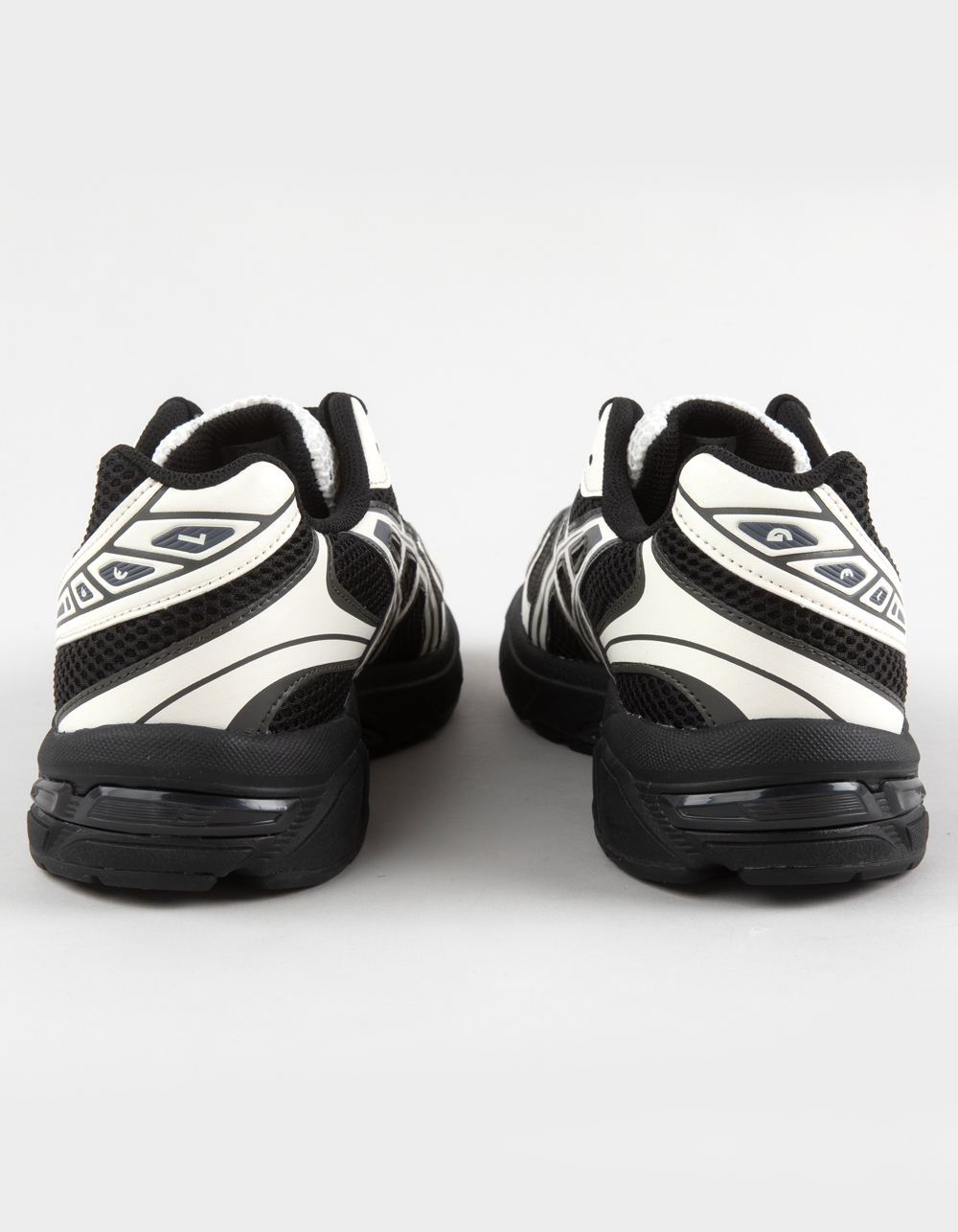 めん　0916 ASICS Gel-1130 Mens Shoes - BLACK COMBO | Arden Fair