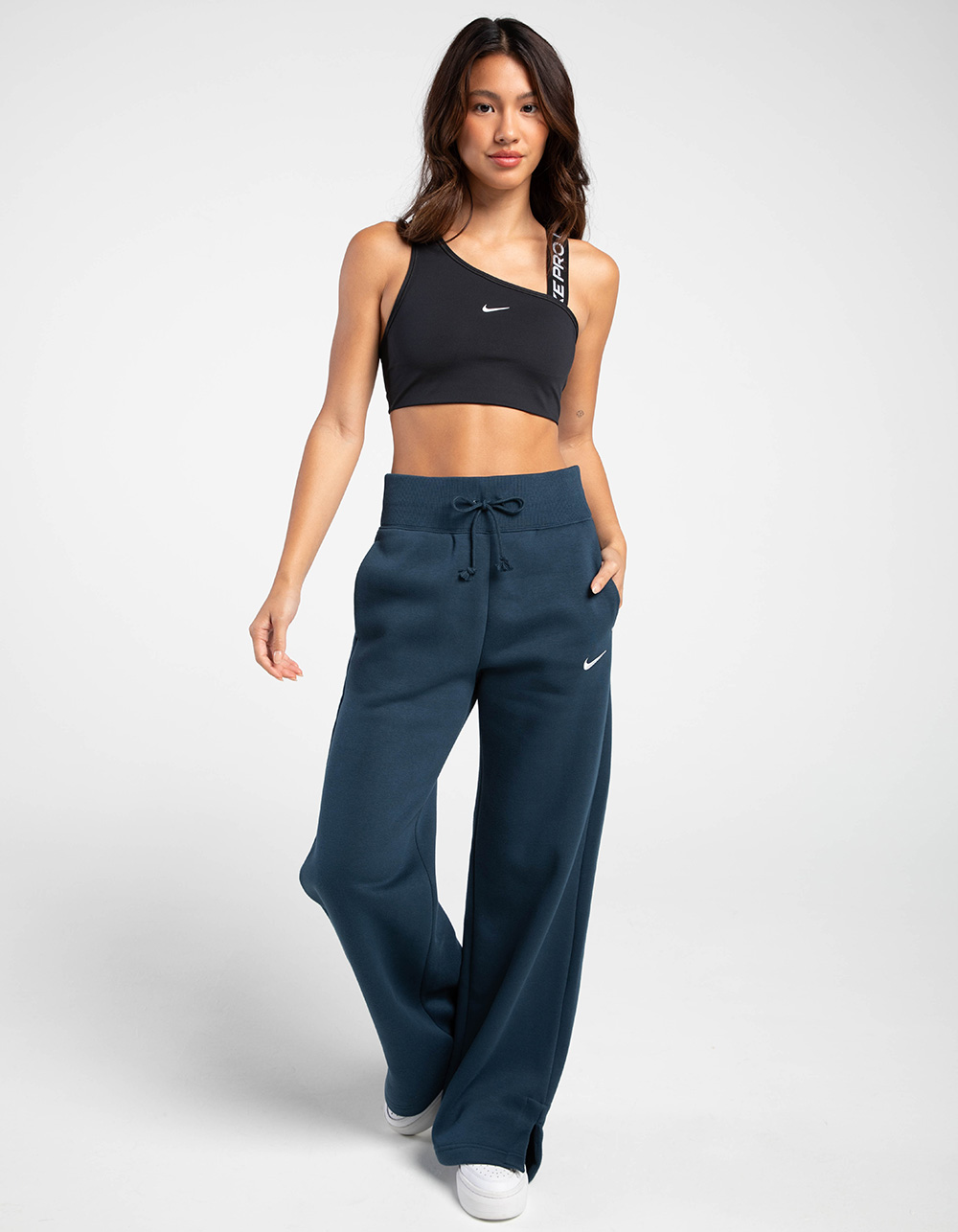 NIKE Sportswear Phoenix Womens Wide Leg Fleece Sweatpants - NAVY