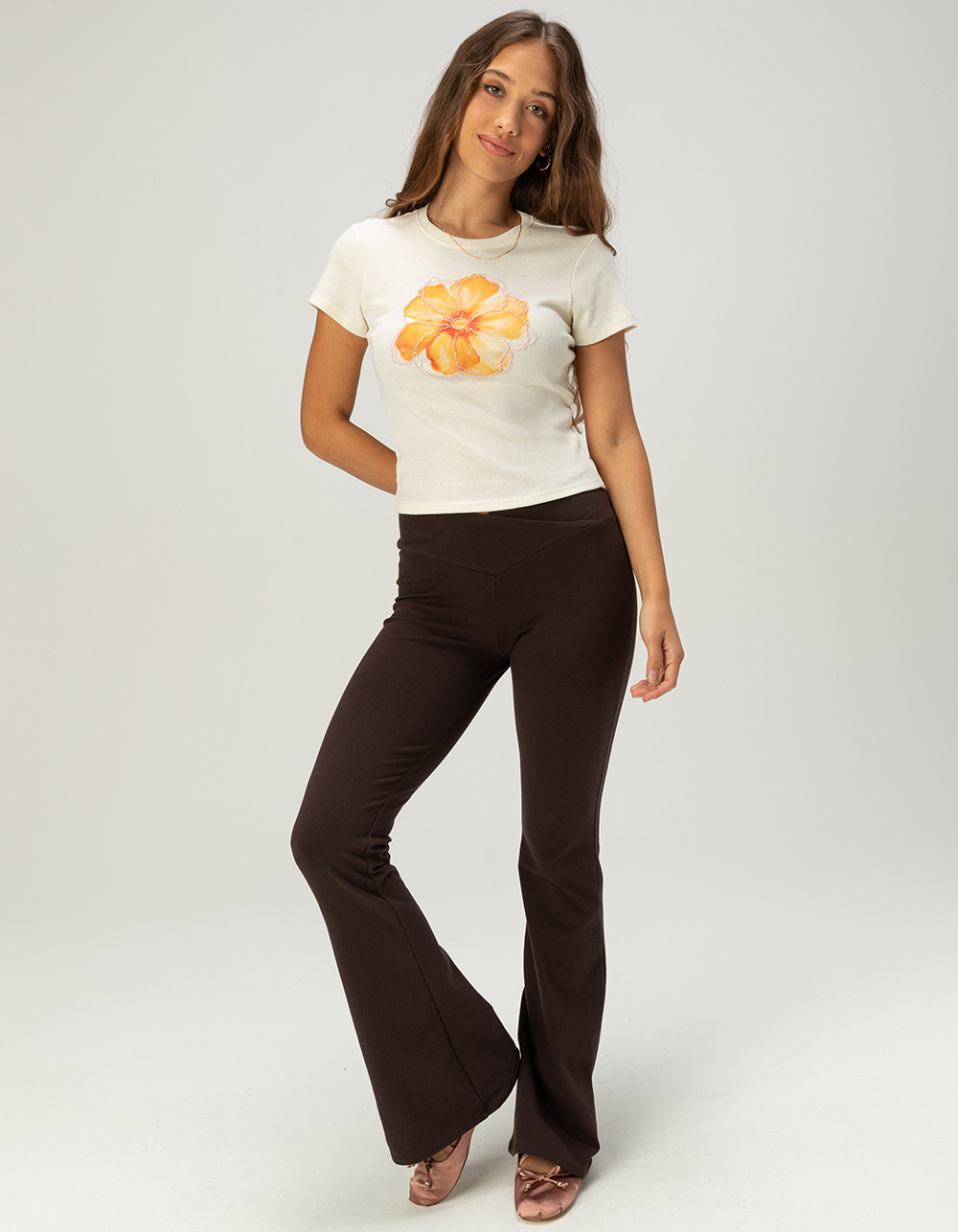 FULL TILT Flower Beaded Womens Baby Tee - CREAM