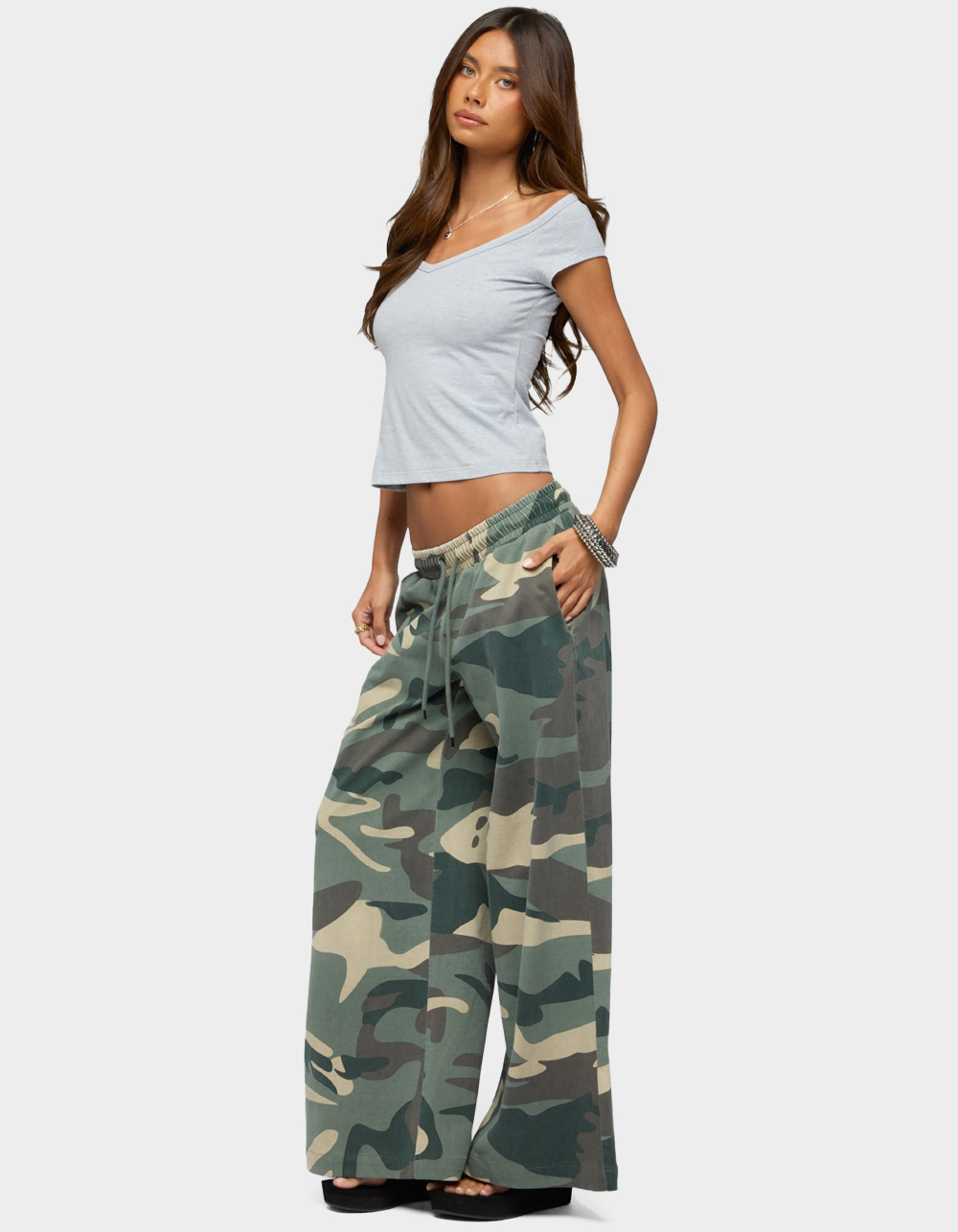 EDIKTED Calie Off Shoulder V-Neck Top - GRAY