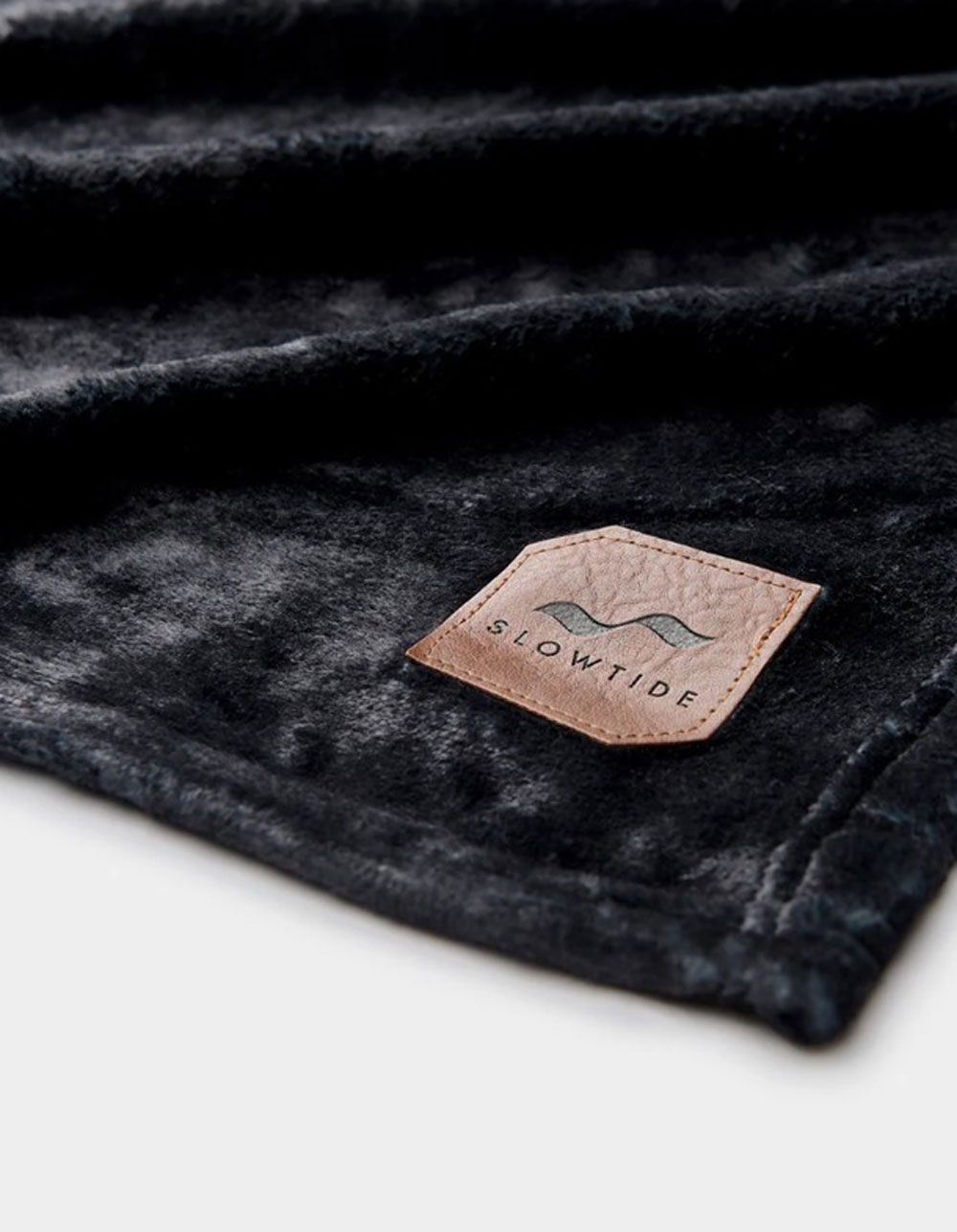 SLOWTIDE x Sublime 40 OZ Plush Fleece Throw Blanket - BLACK