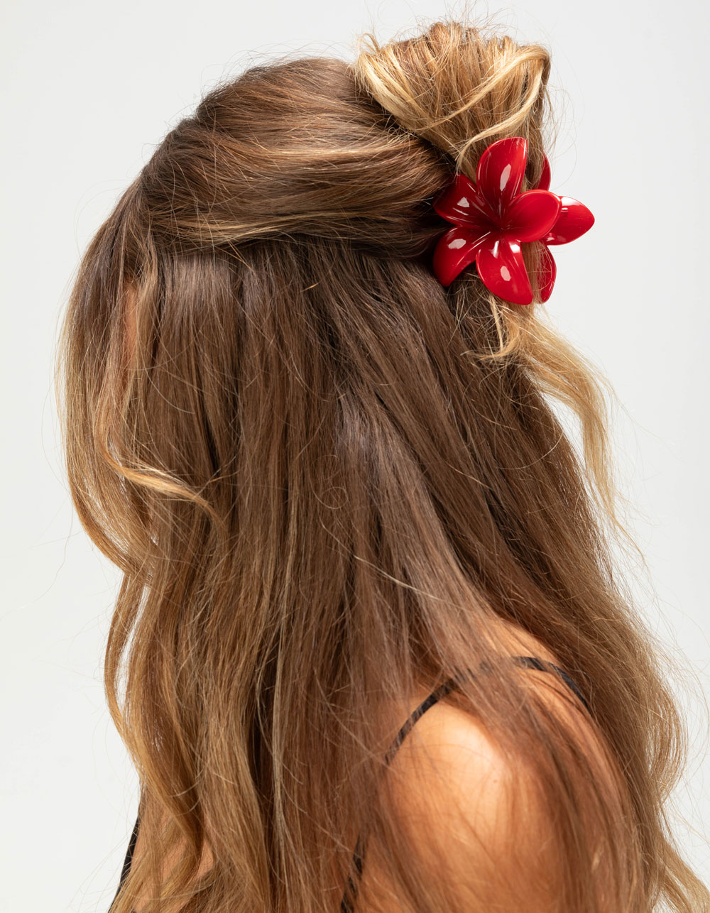 FULL TILT Hibiscus Flower Hair Claw Clip - RED