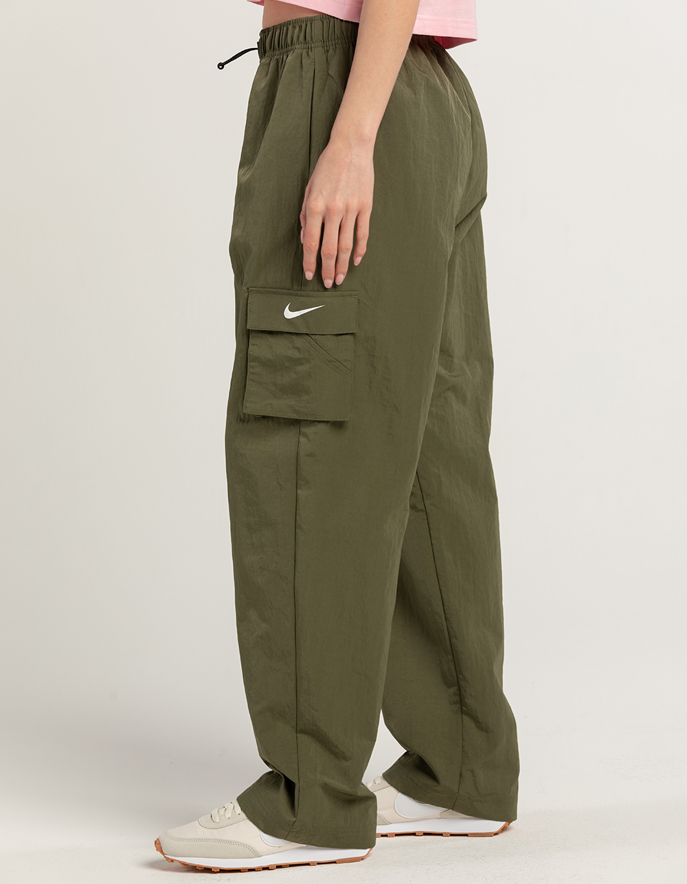 NIKE Sportswear Essential Womens Woven Cargo Pants - OLIVE